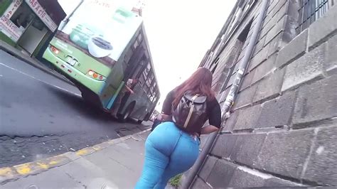 BBW00 Big Booty Latina Jeans Walking Pt1 ThisVid