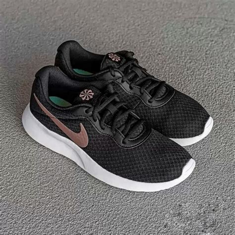 Nike Tanjun Metallic Red Bronze Unisex Shopee Philippines