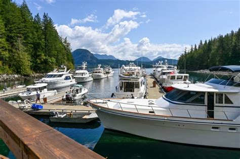 Set Island Hopping Course For Dent Dent Island Lodge