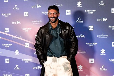 Sanremo 2024 Dopo Il Trionfo La Conduzione Marco Mengoni Torna All