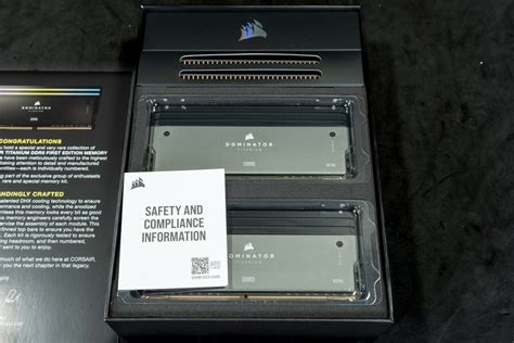 Corsair Dominator Titanium DDR5 6000 64 GB CL30 Review AMD Edition