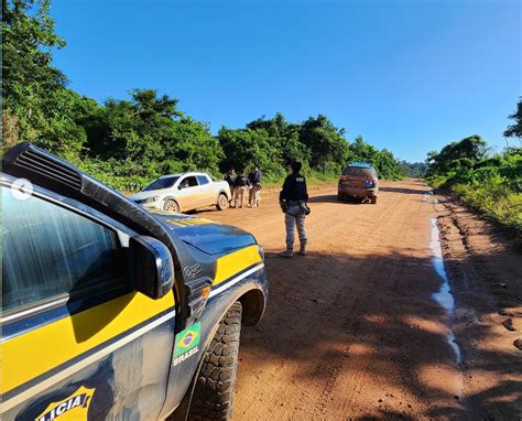 Prf Apreende Pistola Munições E Dois Caminhões Durante Operação De