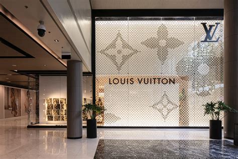 EXCLUSIVE Louis Vuitton Unveils Biggest Store In The Philippines In