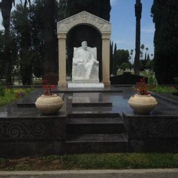 Hollywood Forever Cemetery Walking Tour - Photos - Yelp