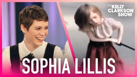 Sophia Lillis Reacts To Adorable First Acting Video At Age 7 Youtube