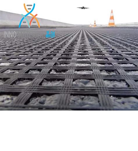 High Tensile Strength Plastic Polyster Geogrid With PVC Voating For