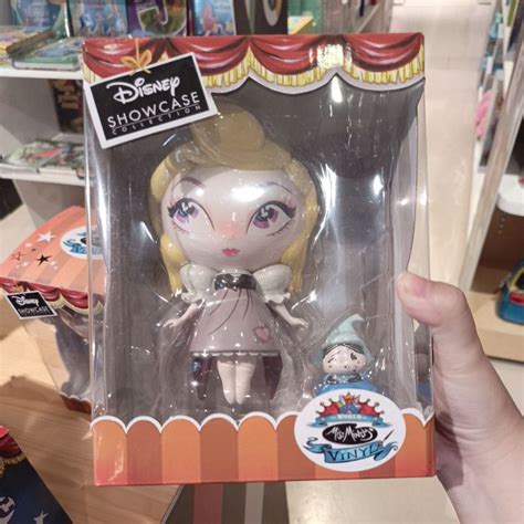 The World Of Miss Mindy Vinyl Disney Showcase Collection Aurora