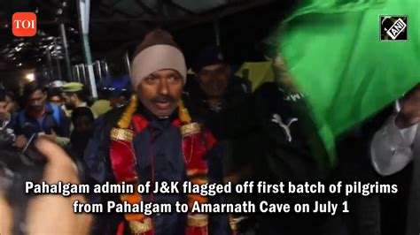 Amarnath Yatra 2023 J K Admin Flags Off First Batch Of Pilgrims From