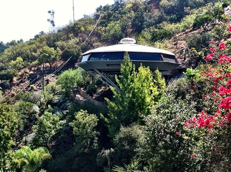 The Chemosphere: A Futuristic Gravity Defying House – Unusual Places