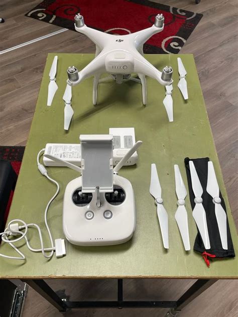 Drohne Dji Phantom Neuwertig Mit Original Dji Koffer Kaufen Auf