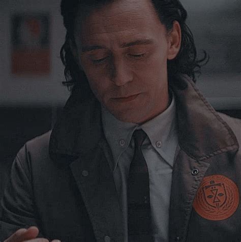 Pin Von Tainara Ara Jo Auf Loki Tom Hiddleston