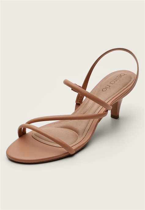 Sandália Beira Rio Tiras Nude Compre Agora Dafiti Brasil