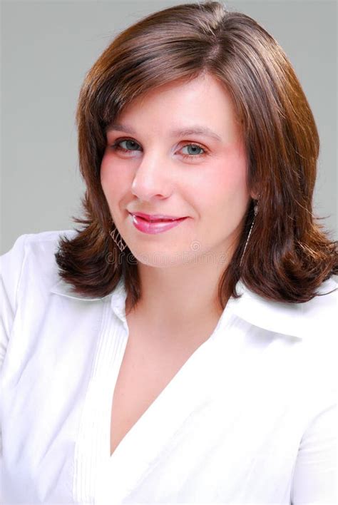 Brunette Bonito Imagen De Archivo Imagen De Color Gente 4820075