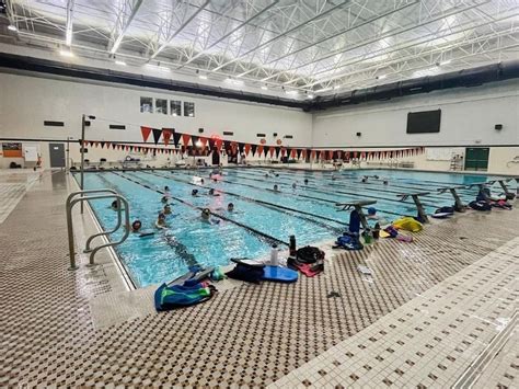 17 Indoor Pools Near Grand Rapids With Open Swimming - grkids.com