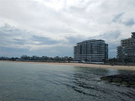 Sandridge Beach Port Melbourne Victoria, Dog Off Leash & Picnic Areas