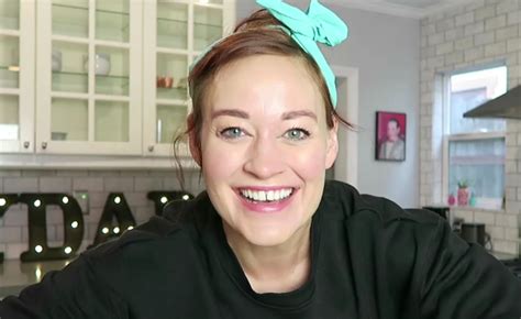 YouTube Star Mamrie Hart Announces Her Second Book, Now Available For ...