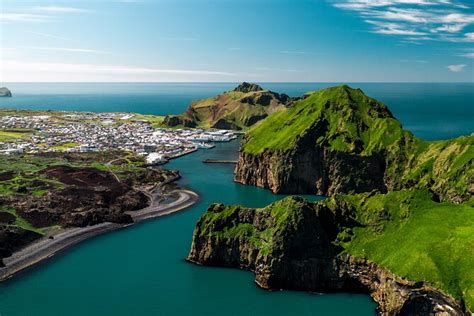 Puffin And Volcano Tour In Vestmannaeyjar Guided By Ebbi