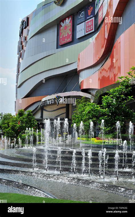 Central Festival Mall Chiang Mai Thailand Stock Photo - Alamy