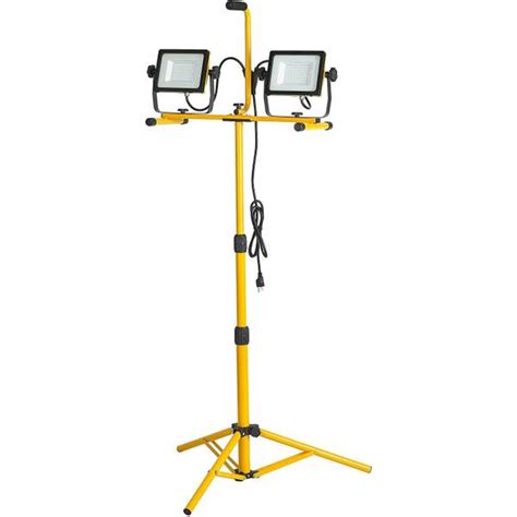 Woods Lumen Tripod Led Worklight Csw X Blain S Farm Fleet