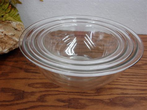 Vintage Pyrex Clear Ribbed Ring Bottom Set3 Nesting Mixing Bowls 322