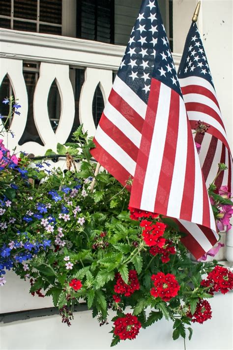 Fourth Of July Porch Decor Ideas That Create A Pop Sunlit Spaces