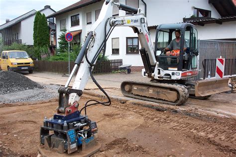 Plate Compactor Excavator Silent City Lesanco Aps