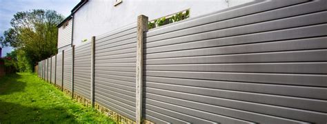 Liniar Upvc Range Linney Fencinglinney Fencing