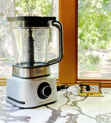 Ninja Blender Logo