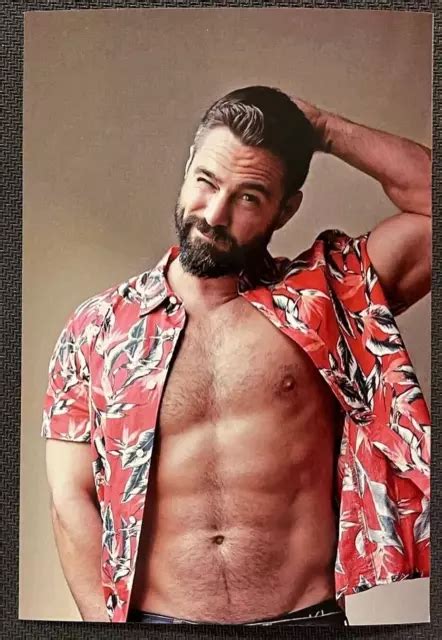 PHOTO HOT SEXY Stud Muscular Shirtless Hunk Male Hairy Chest Man 4x6 Picture 4 82 PicClick UK