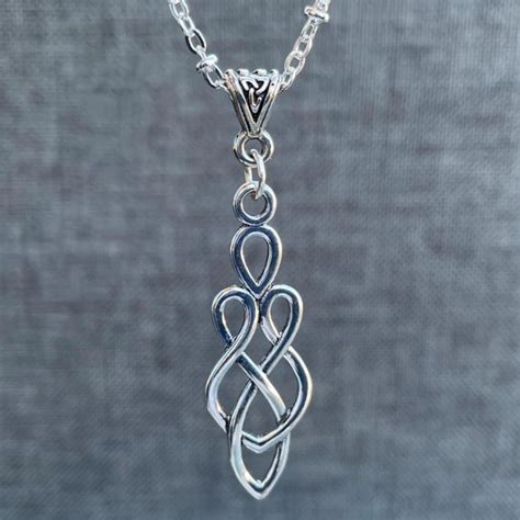 Celtic Motherhood Knot Jewelry