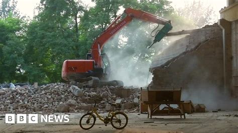 Ai Weiwei Fans Mourn As Beijing Studio Destroyed Bbc News