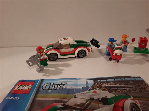 Lego - City - 60053+60100 - Racewagen + Vliegveld Starter - Catawiki