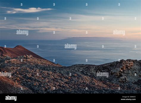 El hierro volcano hi-res stock photography and images - Alamy