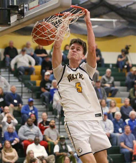 Wayne vs Glens Falls score, updates from the NYS boys basketball tournament