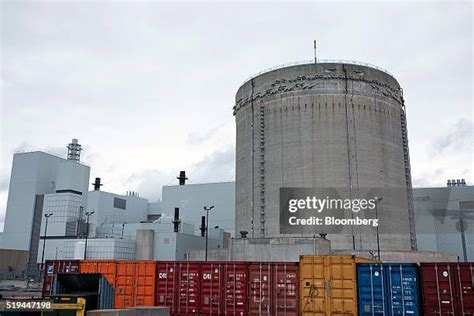 147 Darlington Nuclear Power Plant Stock Photos, High-Res Pictures, and ...