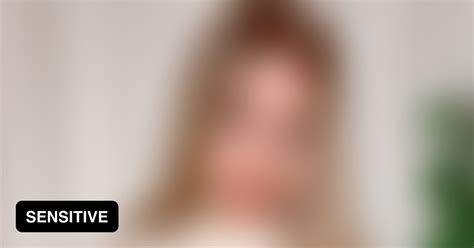 No Guy Can Resist Big Tits GAG