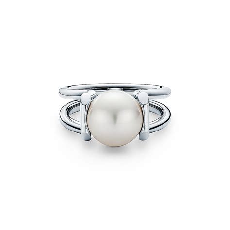 Tiffany HardWear Freshwater Pearl Ring in Sterling Silver | Tiffany ...