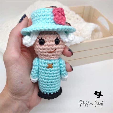 Queen Elizabeth Crochet Pattern Free Natalina Craft