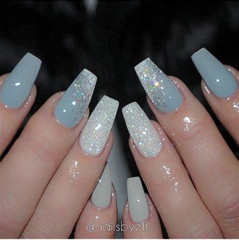 37 Perfect Winter Nails For The Holiday Season Eazy Glam