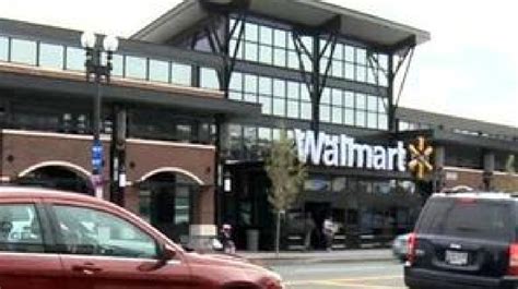 Georgia Avenue small businesses unhappy with D.C. government, Walmart ...