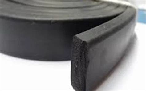 EPDM Black Square Rubber Gasket 50 X 50 Size 50 Mm At 590 Meter In