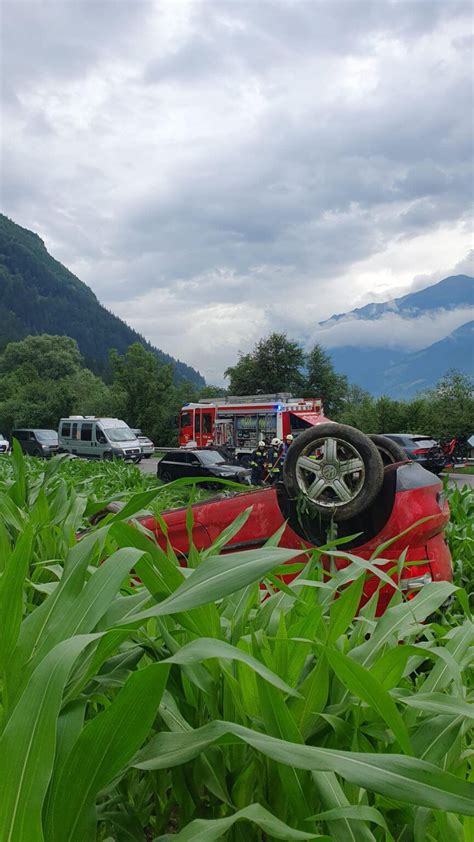 Auto Berschl Gt Sich Und Landet Im Maisfeld S Dtirol News