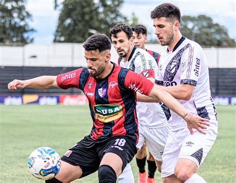 Clausura Danubio y Fénix empataron 1 1 en Jardines del Hipódromo