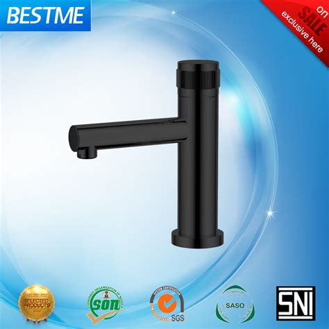 Foshan Black Sanitary Ware Bathroom Accessories Brass Basin Faucet For Hot And Cold Water Bm