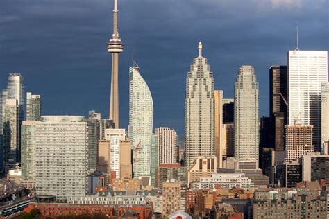 Photo of the Day: Morning Skyline | UrbanToronto