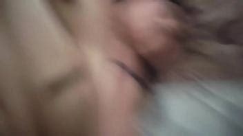 Une femme mûre et gourmande m a invité à l hôtel XVIDEOS