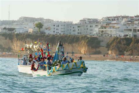 Pescadores De Albufeira Celebraram Festas Da Senhora Da Orada