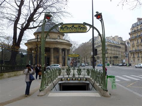 Photo-ops: Art Nouveau: Monceau Metro Station - Paris, France