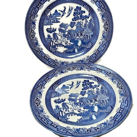 Churchill China Blue Willow Dinner Plates Pair Vintage Blue