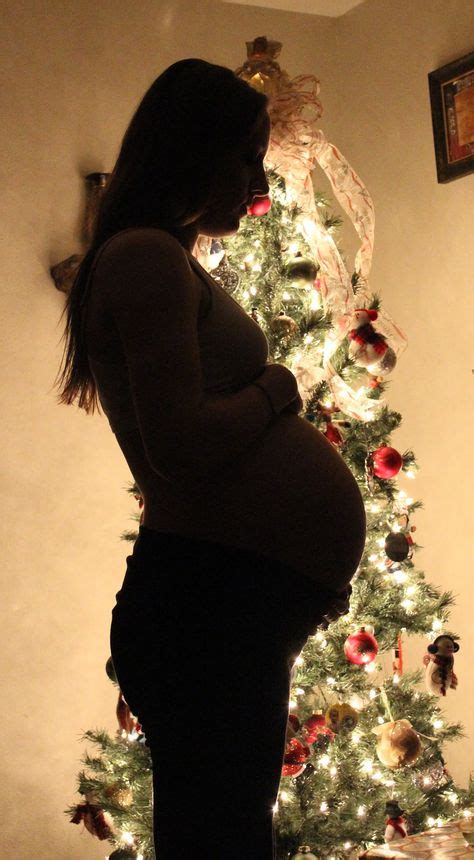 Christmas Maternity Photo Idea This Would Have Been Cute For My